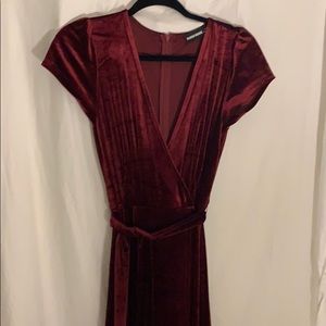 Short Sleeve Velvet Dress